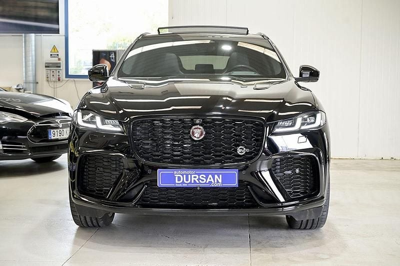 Usado Jaguar F-Pace SVR 550 CV (404 kW) 2023 Negro SUV