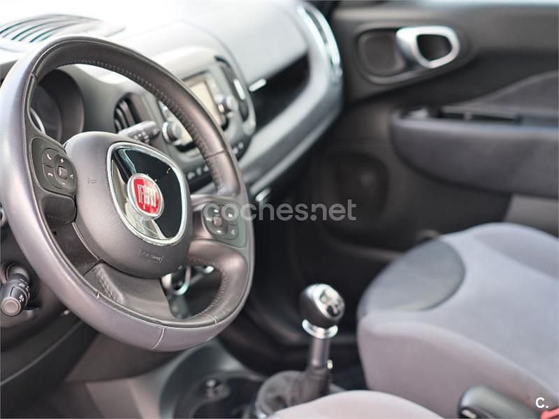 Usado Fiat 500L Living 105 CV (77 kW) 2013 Negro Monovolumen