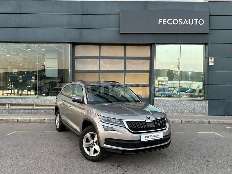 Beige Usado 2019 Skoda Kodiaq Ambition SUV | 26.890 € (Precio justo) - Imagen 1/4