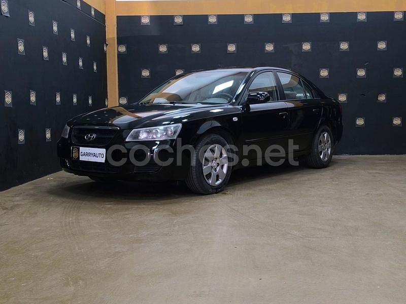 Negro Usado 2007 Hyundai Sonata Comfort Berlina | 5200 € (Precio justo) - Imagen 1/4