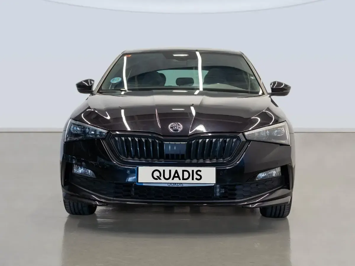 Usado Skoda Scala Monte Carlo 150 CV (110 kW) 2021 Negro Utilitario