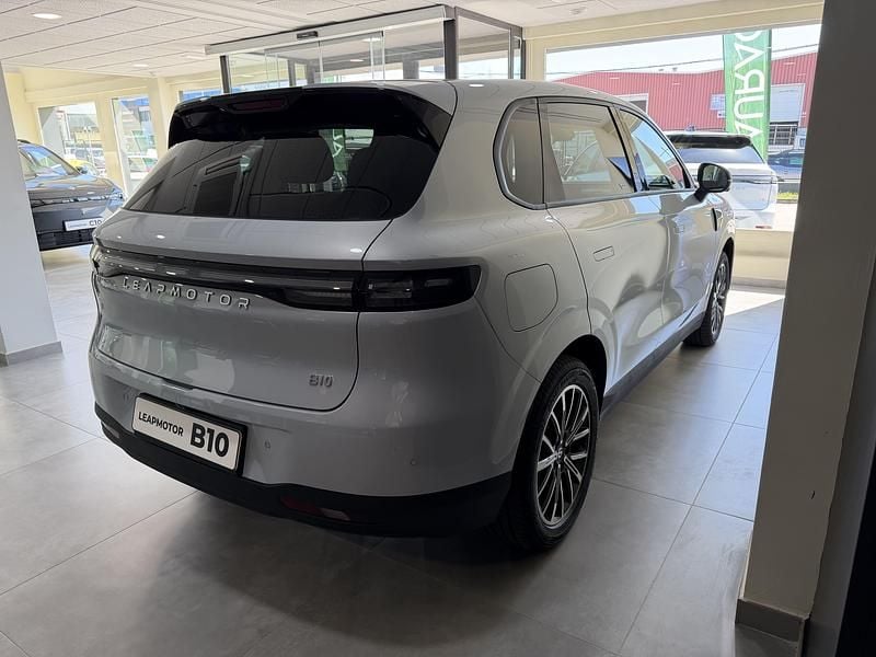 Nuevo Leapmotor B10 160 kW (218 CV) 2026 Gris SUV