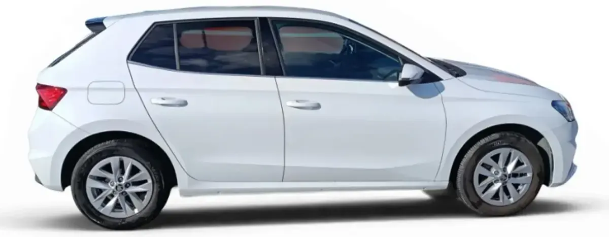 Usado Skoda Fabia Selection 80 CV (58 kW) 2024 Blanco Utilitario