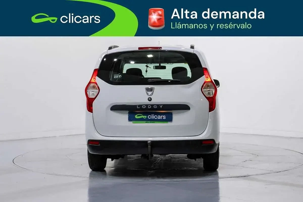 Usado Dacia Lodgy Ambiance 102 CV (75 kW) 2016 Blanco Monovolumen