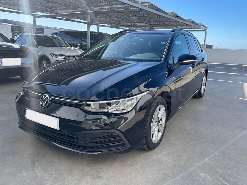 Usado VW Golf VIII Life 115 CV (84 kW) 2021 Negro Familiar