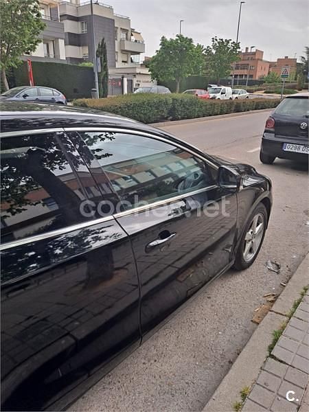 Usado Volvo V40 Momentum 115 CV (84 kW) 2013 Negro Berlina