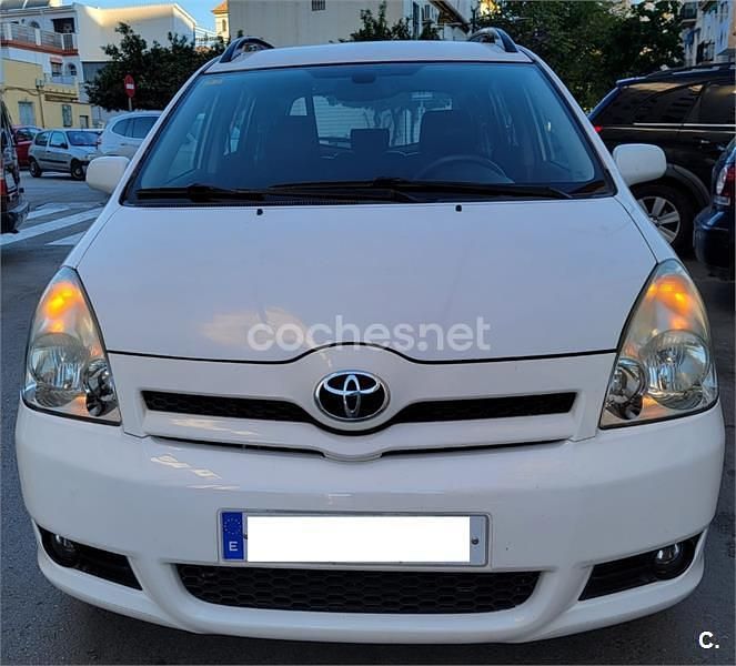 Usado Toyota Corolla Verso Sol 136 CV (100 kW) 2007 Blanco Monovolumen