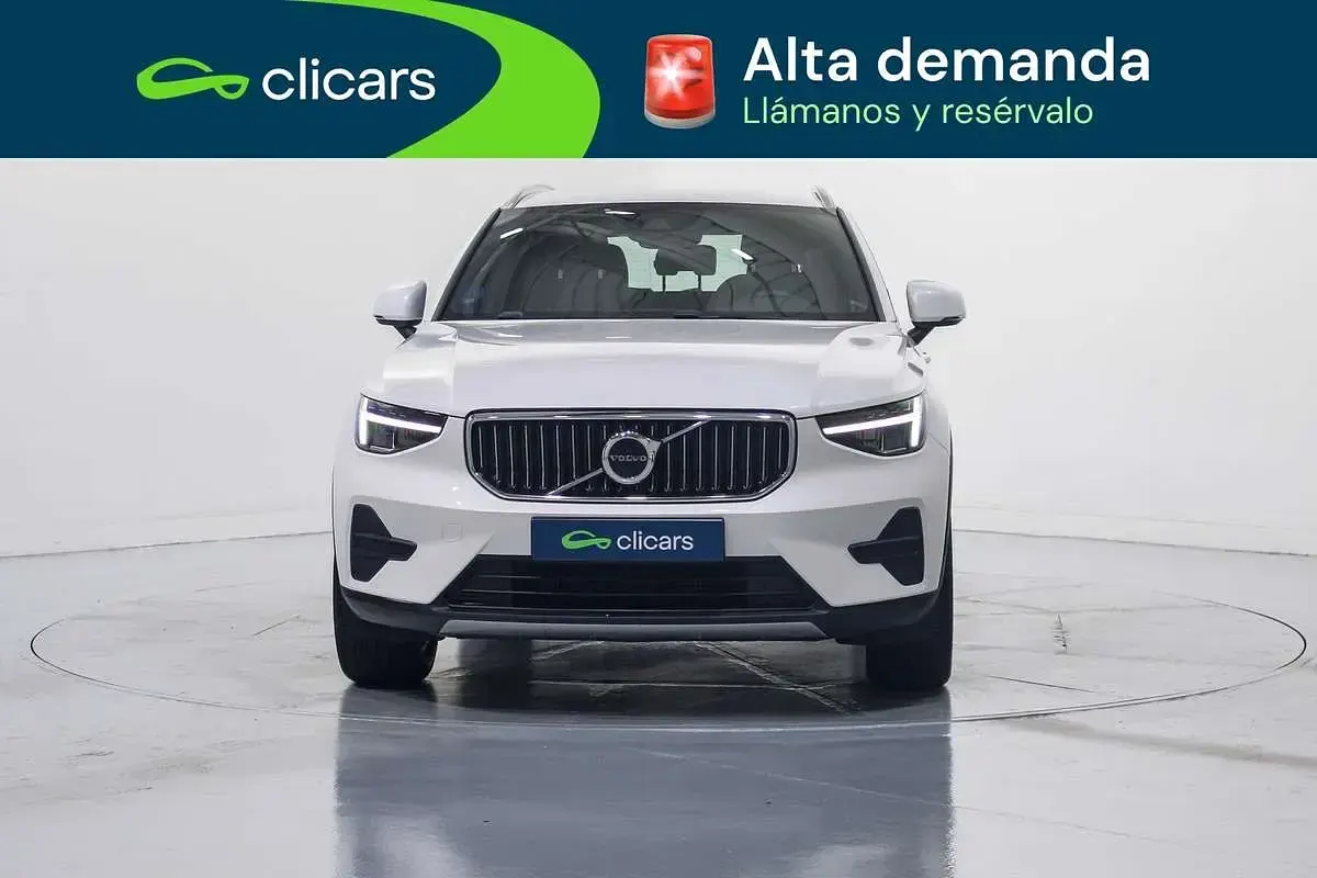Usado Volvo XC40 Plus 179 CV (131 kW) 2023 Blanco SUV