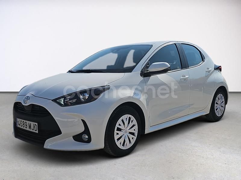 Blanco Usado 2022 Toyota Yaris Berlina | 17.810 € (Precio justo) - Imagen 1/4