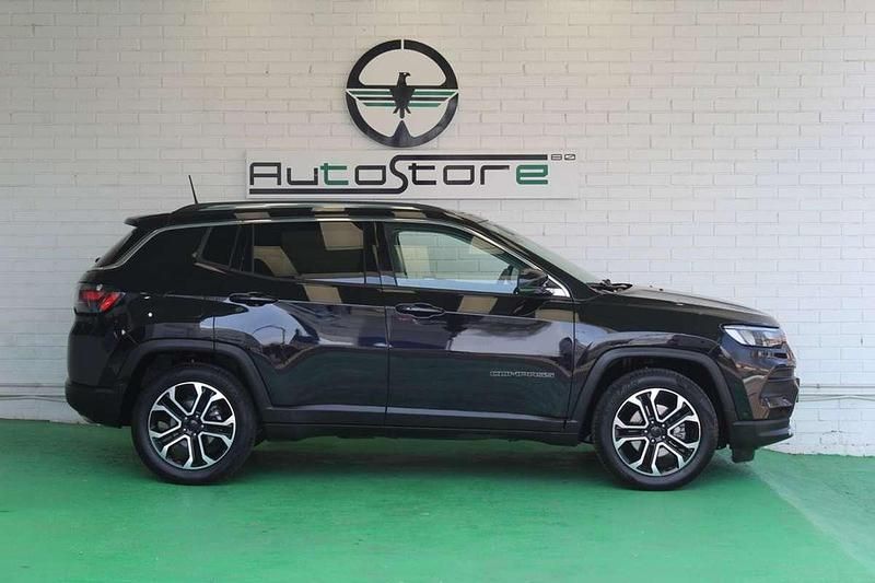 Usado Jeep Compass Limited 150 CV (110 kW) 2022 Negro SUV