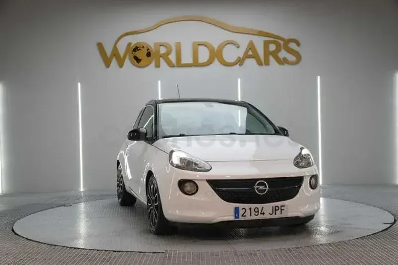 Usado Opel Adam Rocks 87 CV (63 kW) 2016 Blanco Utilitario