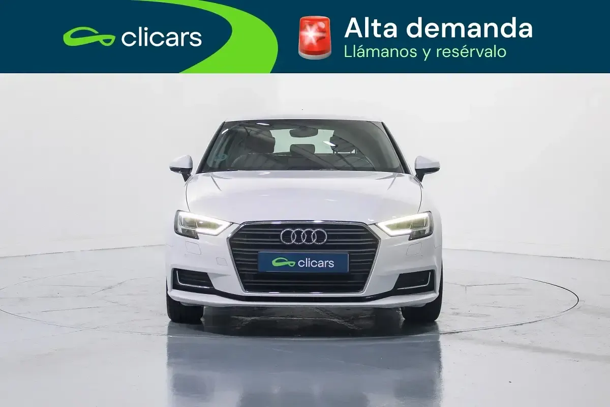 Usado Audi A3 Design 150 CV (110 kW) 2019 Blanco Berlina