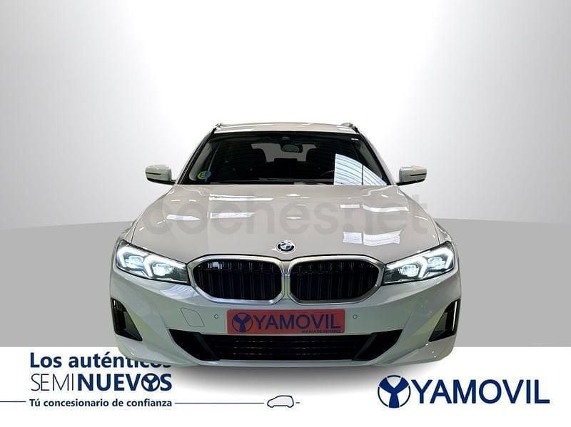 Usado BMW 318 Shadowline 150 CV (110 kW) 2023 Blanco Familiar