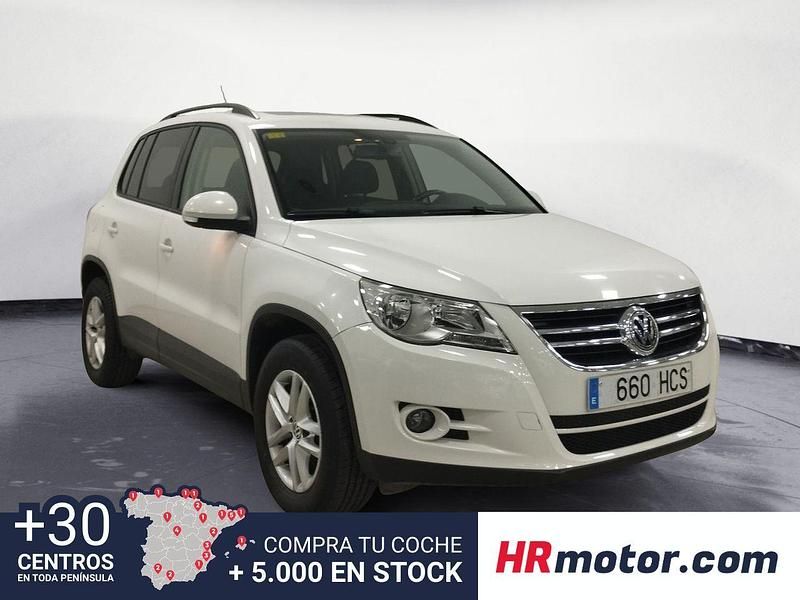 Blanco Usado 2011 VW Tiguan Advance SUV | 8570 € (Precio justo) - Imagen 1/4