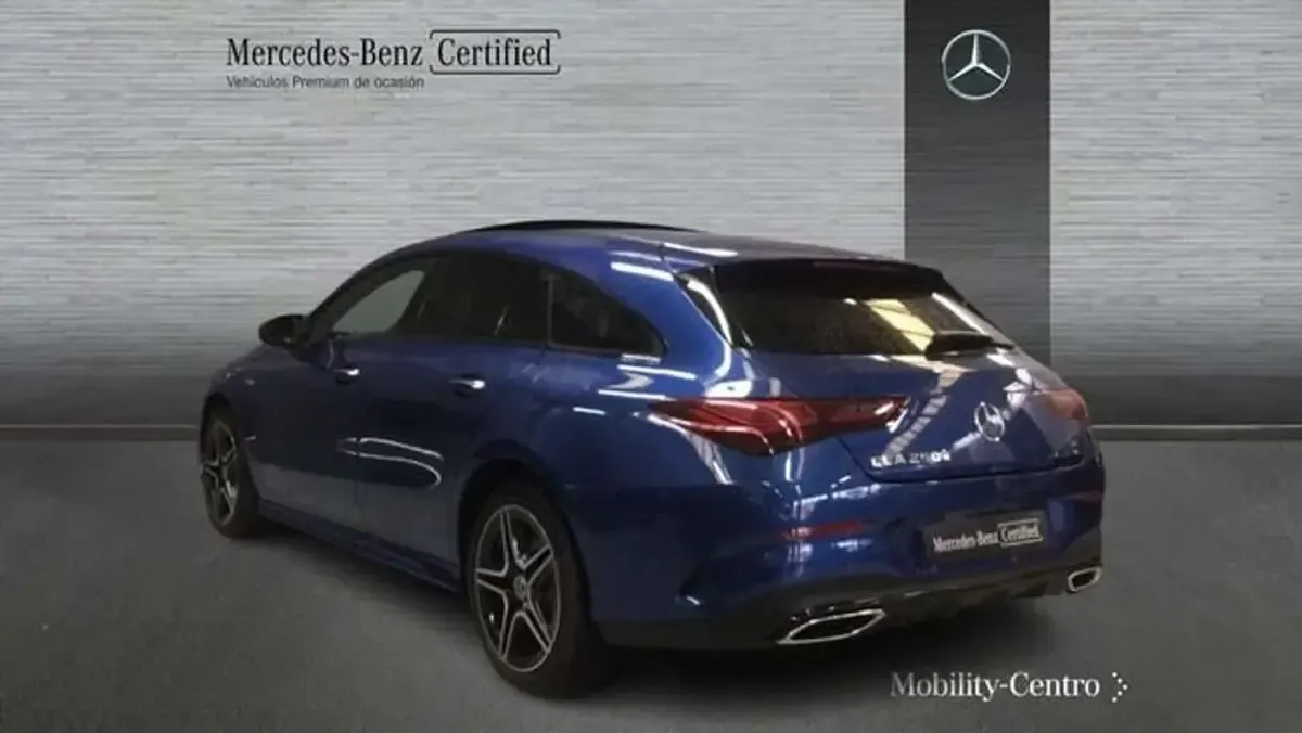 Usado Mercedes CLA250e 218 CV (160 kW) 2025 Azul Coupe