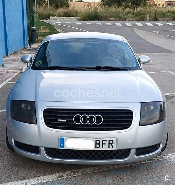 Gris / plata Usado 2001 Audi TT Coupe | 6000 € (Un poco caro) - Imagen 1/4