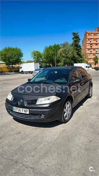 Usado Renault Mégane II Dynamique 150 CV (110 kW) 2007 Negro Berlina