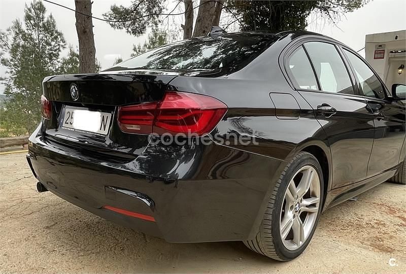 Usado BMW 318 150 CV (110 kW) 2018 Negro Berlina