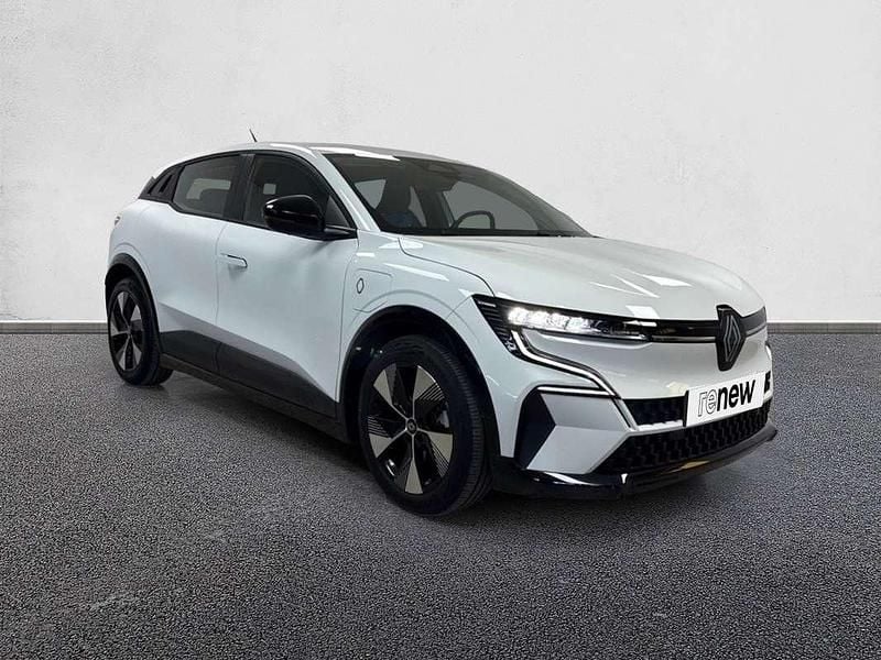 Brugt Renault Megane E-Tech Equilibre 96 kW (131 HK) 2023 Hvid Hatchback
