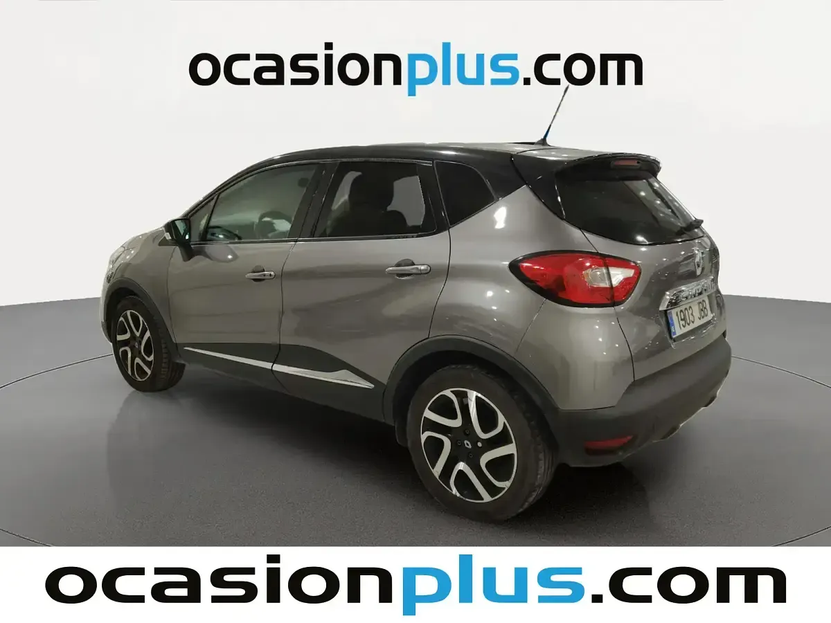 Usado Renault Captur Zen 90 CV (66 kW) 2014 Gris SUV