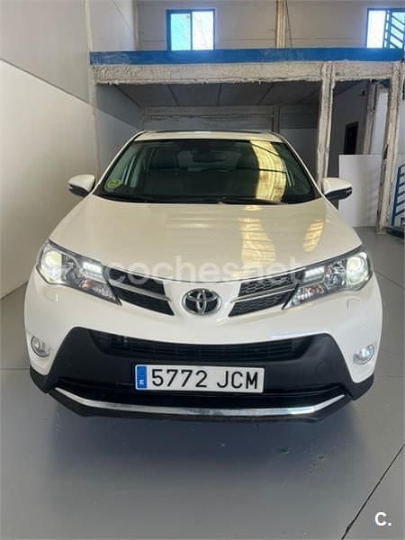 Usado Toyota RAV4 Executive 151 CV (111 kW) 2015 Blanco SUV