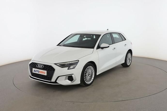 Blanco Usado 2022 Audi A3 Sportback e-tron Advanced Berlina | 25.499 € (Un poco caro) - Imagen 1/3