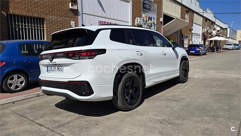 Usado VW Tayron R-line 272 CV (200 kW) 2025 Blanco SUV