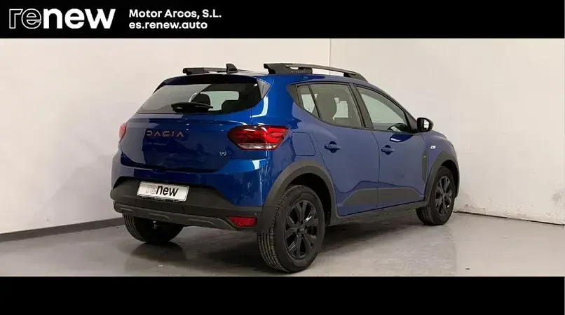 Usado Dacia Sandero Extreme 101 CV (74 kW) 2025 Gris Berlina