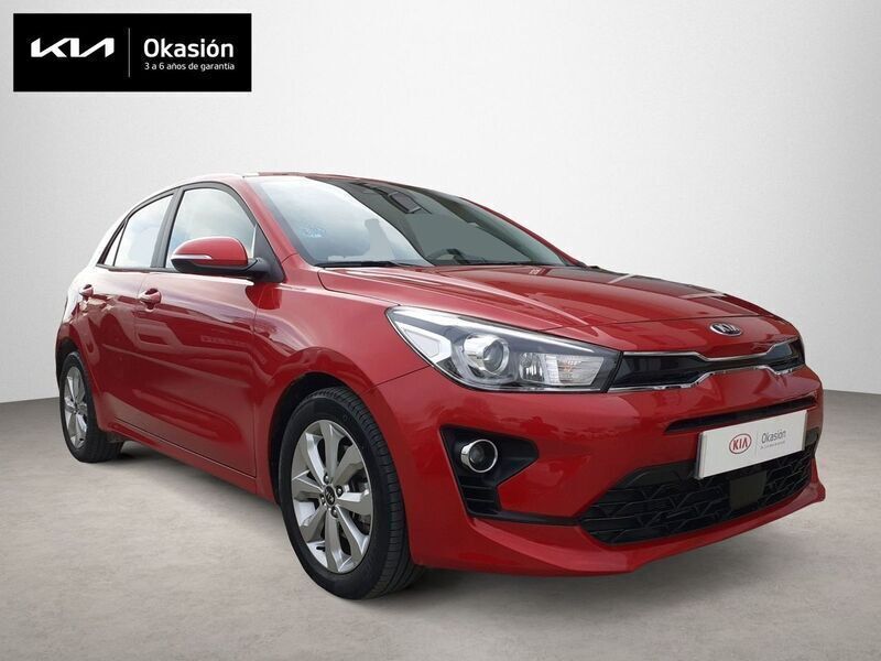 Rojo Usado 2021 Kia Rio Berlina | 15.490 € (Precio justo) - Imagen 1/4