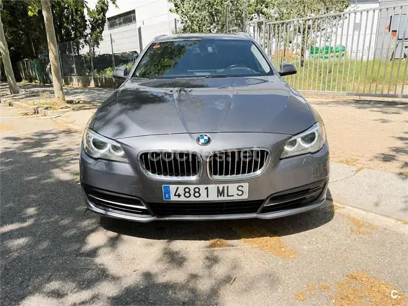 Käytetty BMW 520 Efficient Dynamics 190 HP (139 kW) 2017 Harmaa Farmari