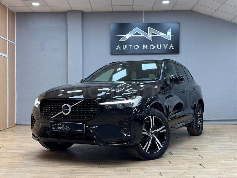 Usado Volvo XC60 Plus 350 CV (257 kW) 2022 Negro SUV