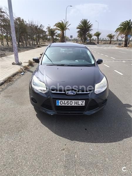 Usado Ford Focus Trend 95 CV (69 kW) 2012 Azul Familiar