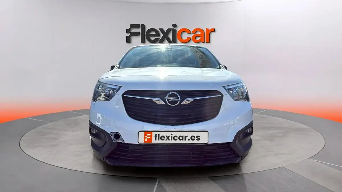 Usado Opel Combo Edition+ 102 CV (75 kW) 2021 Blanco Monovolumen