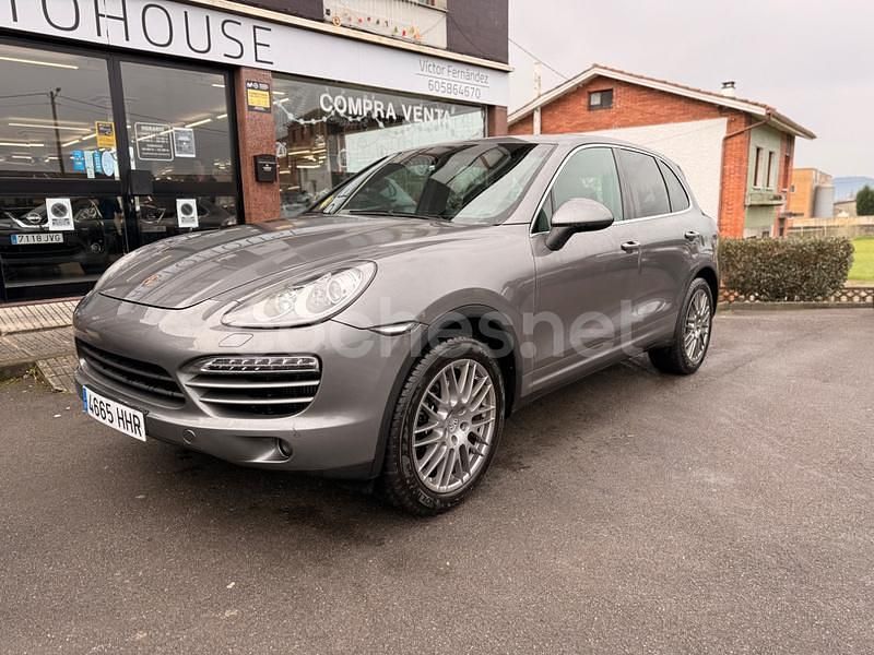 Usado Porsche Cayenne 245 CV (180 kW) 2011 Gris / plata SUV