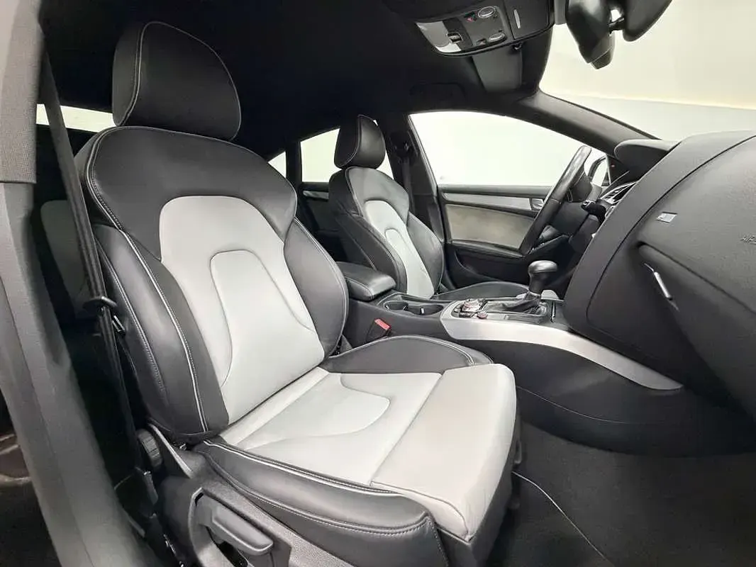 Usado Audi A5 Sportback Exclusive 190 CV (139 kW) 2016 Negro Utilitario