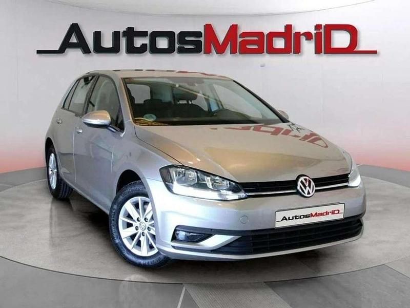 Gris Usado 2020 VW Golf Edition Berlina | 13.990 € (Super precio) - Imagen 1/4