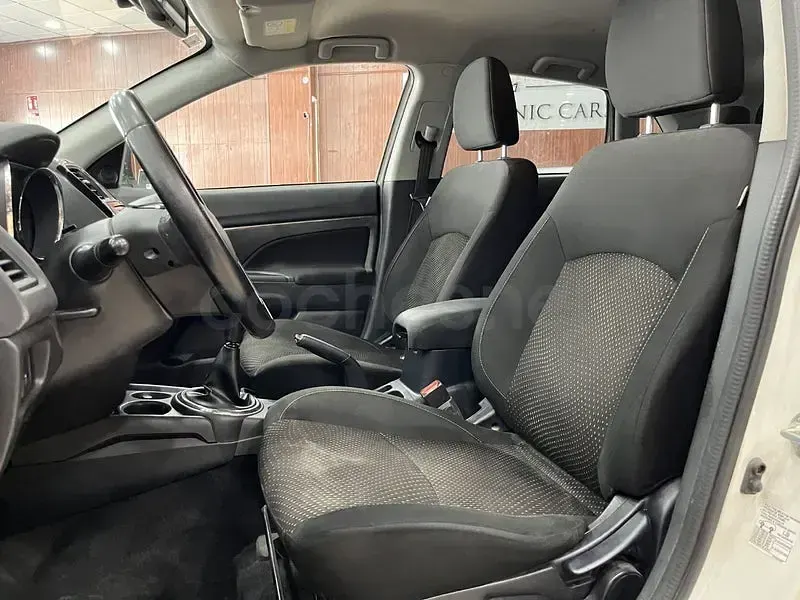 Usado Mitsubishi ASX Motion 117 CV (86 kW) 2016 Blanco SUV