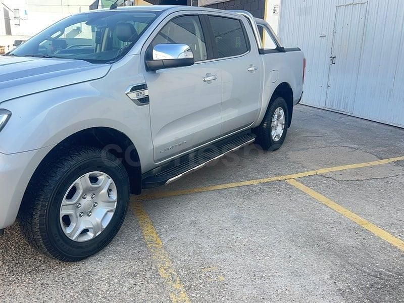 Usado Ford Ranger Wildtrack 200 CV (147 kW) 2019 Gris / plata Pickup/Camioneta