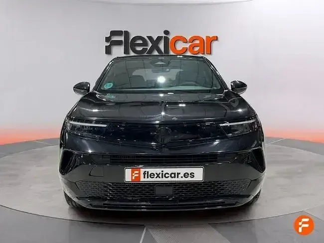Usado Opel Mokka 136 CV (100 kW) 2025 Negro SUV