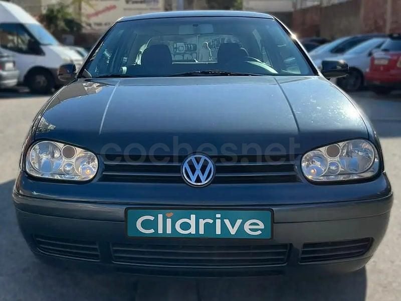 Usado VW Golf IV 110 CV (80 kW) 2001 Azul Berlina