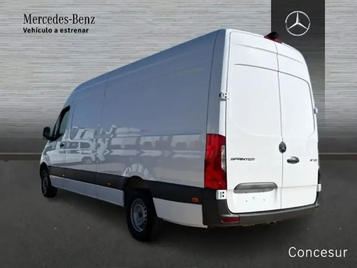 Nuevo Mercedes Sprinter 2026 Blanco Van
