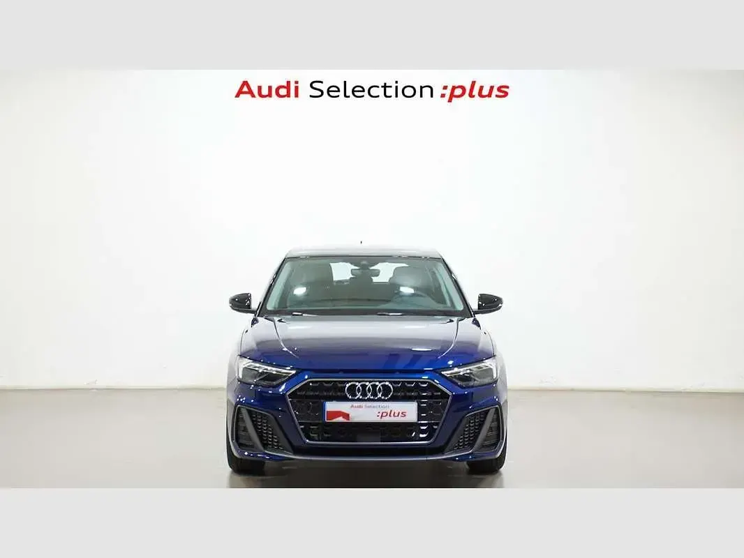 Usado Audi A1 Sportback Black Edition 95 CV (69 kW) 2023 Azul Utilitario