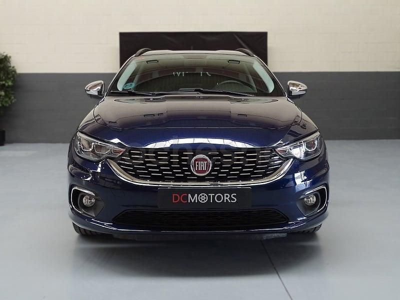 Usado Fiat Tipo Mirror 120 CV (88 kW) 2019 Azul Familiar