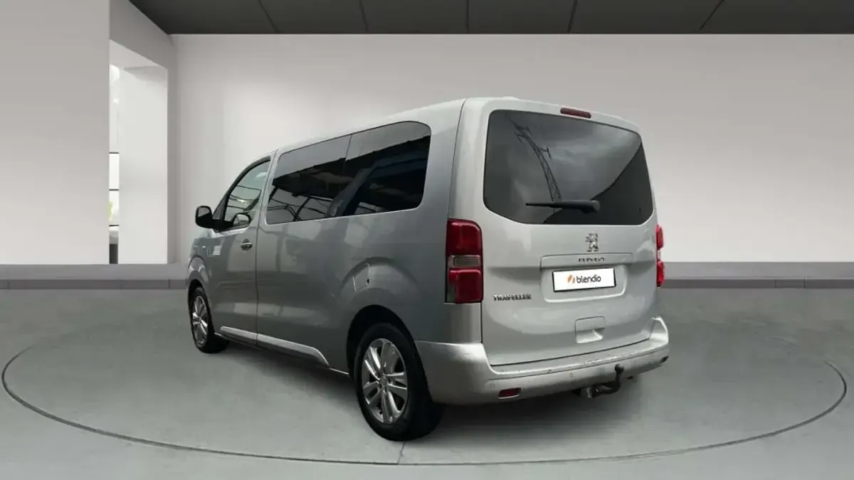 Usado Peugeot Traveller Business-Line 120 CV (88 kW) 2019 Gris Monovolumen