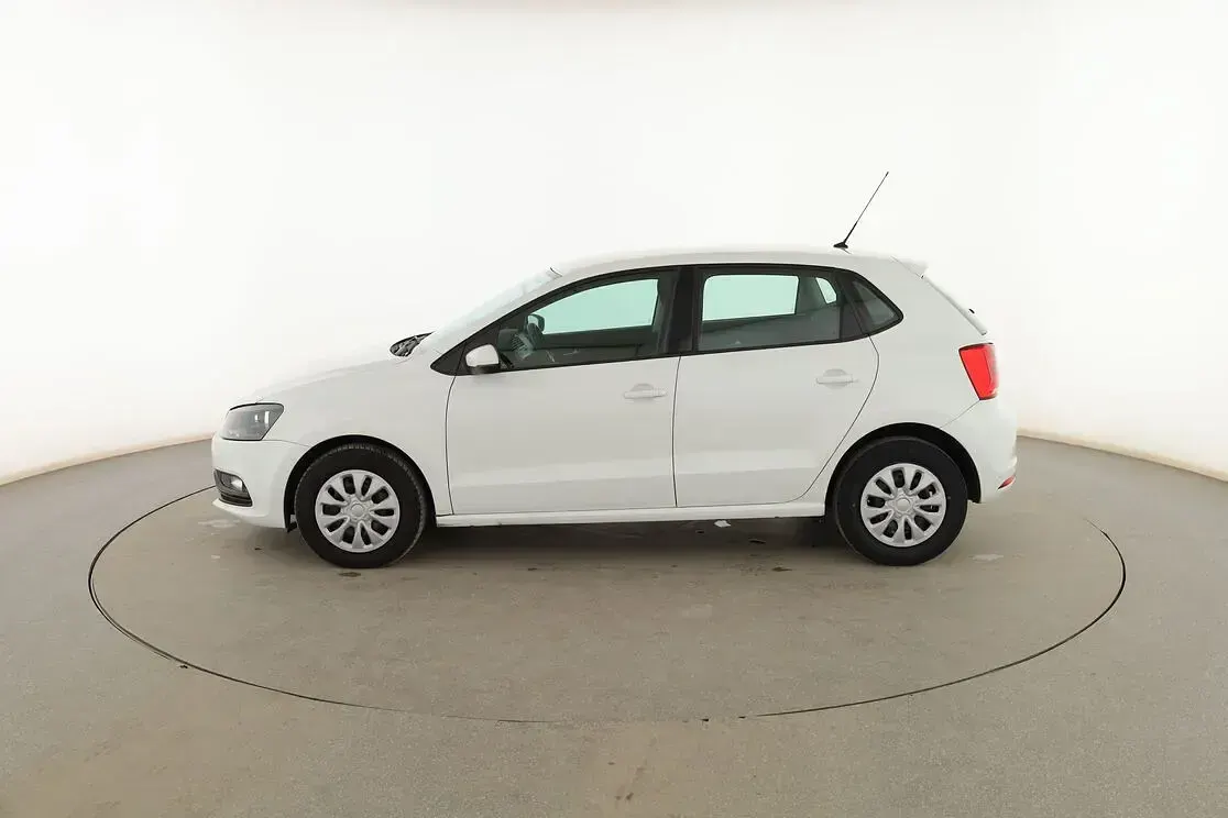 Usado VW Polo Edition 75 CV (55 kW) 2015 Blanco Berlina