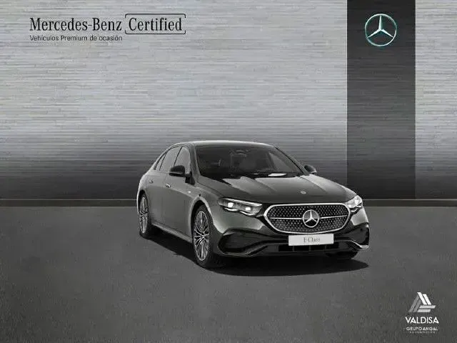Usado Mercedes E300 313 CV (230 kW) 2025 Gris grafito