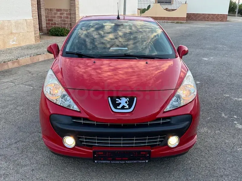Usado Peugeot 207 CC Sport 150 CV (110 kW) 2007 Rojo Descapotable