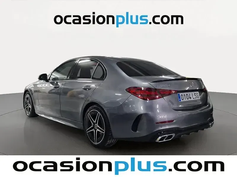 Usado Mercedes C220 200 CV (147 kW) 2021 Gris / plata Berlina