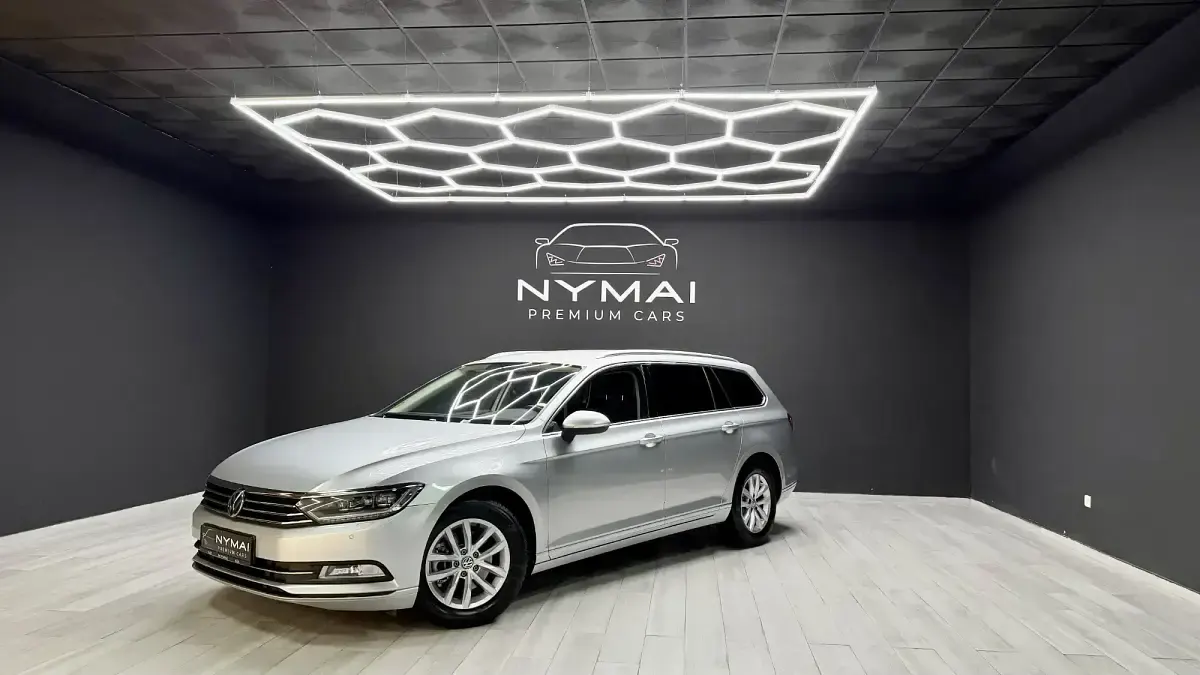 Usado VW Passat Advance 120 CV (88 kW) 2018 Gris Familiar