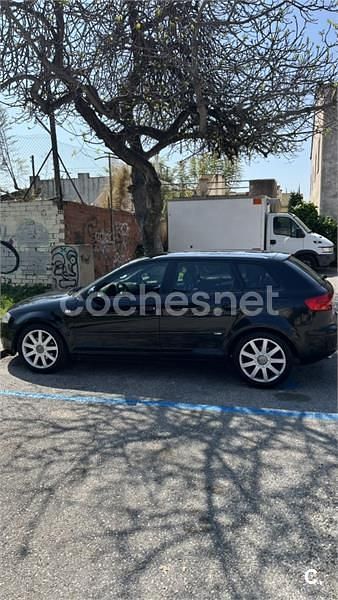 Usado Audi A3 Ambiente 140 HP (102 kW) 2006 Preto Citadino